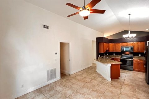 House in Winter Park, Florida 3 bedrooms, 181.16 sq.m. № 1853918 - photo 15