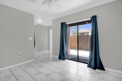 Copropriété à vendre à Kissimmee, Floride: 2 chambres, 110.37 m2 № 1847373 - photo 9