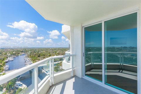 Condo in Fort Lauderdale, Florida, 1 bedroom № 2086673