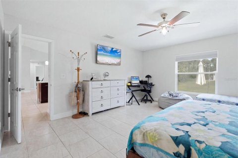 Casa en venta en North Port, Florida, 3 dormitorios, 155.15 m2 № 2210023 - foto 4