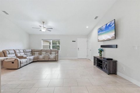 Casa en venta en North Port, Florida, 3 dormitorios, 155.15 m2 № 2210023 - foto 9