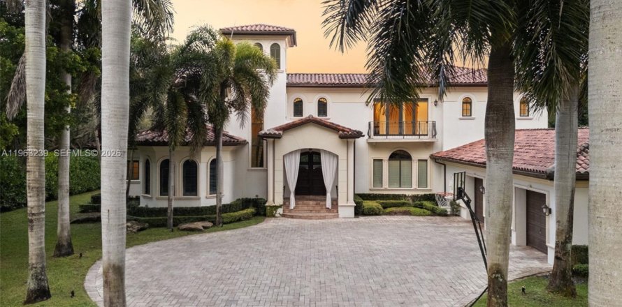 Casa en Pinecrest, Florida 6 dormitorios, 803.23 m2 № 2169195