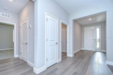 Casa en alquiler en Wesley Chapel, Florida, 4 dormitorios, 189.99 m2 № 1843516 - foto 6