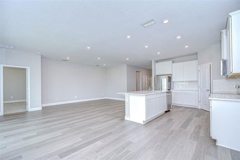 Casa en alquiler en Wesley Chapel, Florida, 4 dormitorios, 189.99 m2 № 1843516 - foto 17