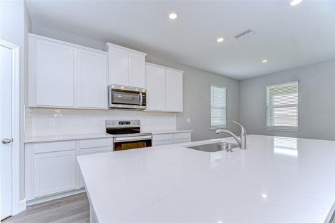 Casa en alquiler en Wesley Chapel, Florida, 4 dormitorios, 189.99 m2 № 1843516 - foto 22