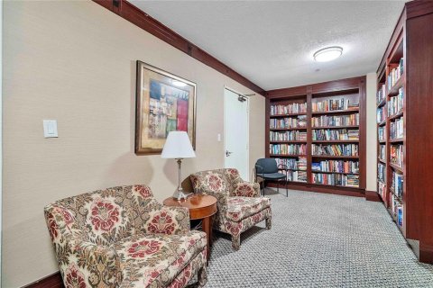 Condo in Lauderdale-by-the-Sea, Florida, 2 bedrooms  № 2146091 - photo 24