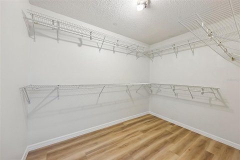 House in Leesburg, Florida 3 bedrooms, 199.37 sq.m. № 2299861 - photo 29