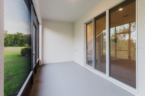 Townhouse in Land O' Lakes, Florida 3 bedrooms, 155.43 sq.m. № 1765326 - photo 23