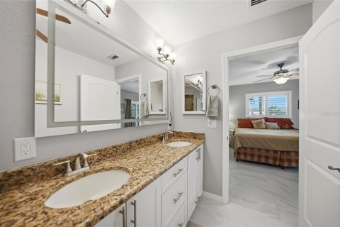 Villa ou maison à vendre à Englewood, Floride: 2 chambres, 134.89 m2 № 2233539 - photo 18