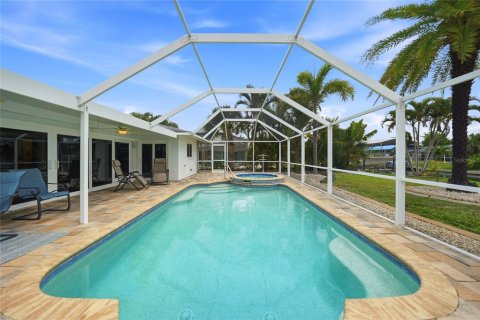 Villa ou maison à vendre à Englewood, Floride: 2 chambres, 134.89 m2 № 2233539 - photo 27