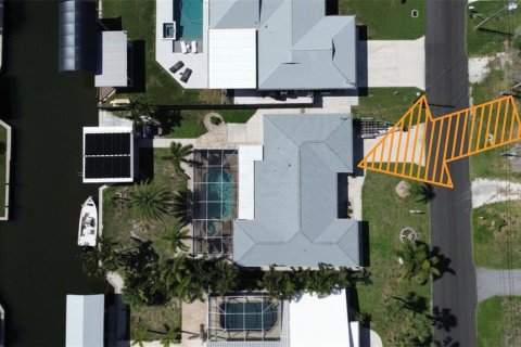 Villa ou maison à vendre à Englewood, Floride: 2 chambres, 134.89 m2 № 2233539 - photo 3