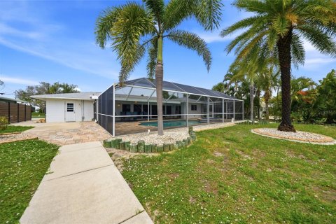 Villa ou maison à vendre à Englewood, Floride: 2 chambres, 134.89 m2 № 2233539 - photo 30