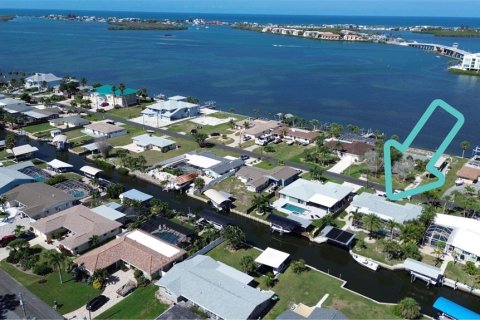 Villa ou maison à vendre à Englewood, Floride: 2 chambres, 134.89 m2 № 2233539 - photo 5