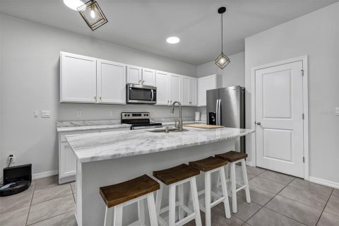 Touwnhouse à vendre à Bradenton, Floride: 3 chambres, 155.43 m2 № 2142915 - photo 5
