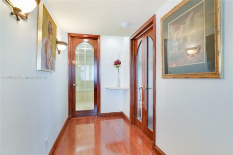 Condominio en venta en Fort Lauderdale, Florida, 2 dormitorios, 177.63 m2 № 1842405 - foto 17
