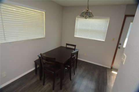 House in Longwood, Florida 4 bedrooms, 248.05 sq.m. № 1204838 - photo 24