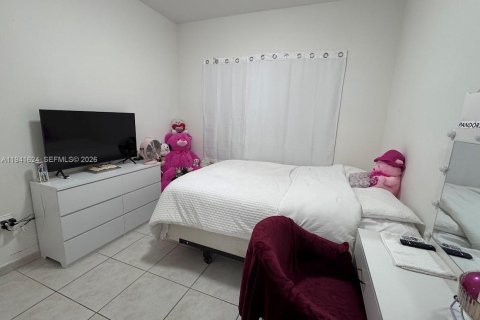 Apartment in Doral, Florida 2 bedrooms, 80.82 sq.m. № 2000273 - photo 8