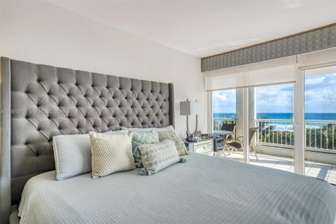 Condominio en alquiler en Surfside, Florida, 3 dormitorios, 173.08 m2 № 2007275 - foto 13