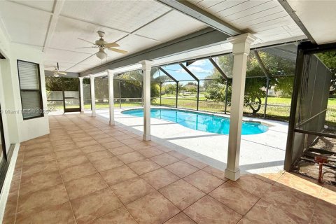 Casa en venta en Port St. Lucie, Florida, 3 dormitorios, 177.26 m2 № 1862430 - foto 15