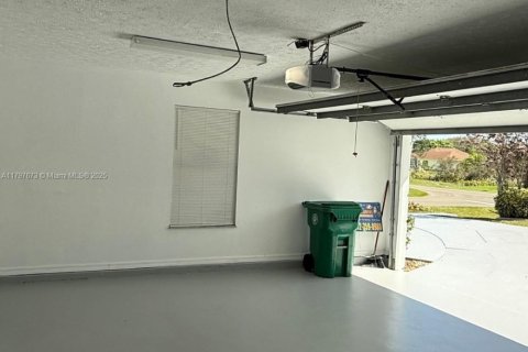 Casa en venta en Port St. Lucie, Florida, 3 dormitorios, 177.26 m2 № 1862430 - foto 21