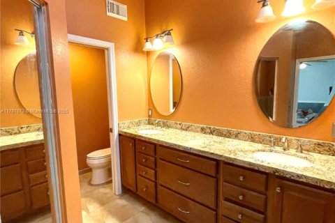 Casa en venta en Port St. Lucie, Florida, 3 dormitorios, 177.26 m2 № 1862430 - foto 4