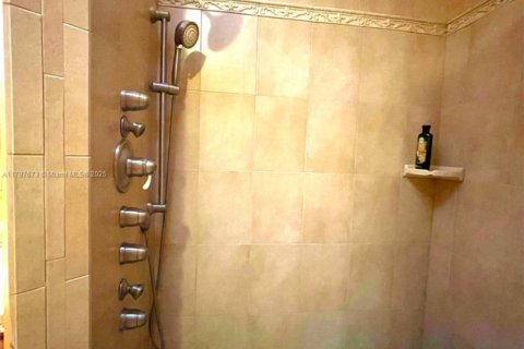 Casa en venta en Port St. Lucie, Florida, 3 dormitorios, 177.26 m2 № 1862430 - foto 17