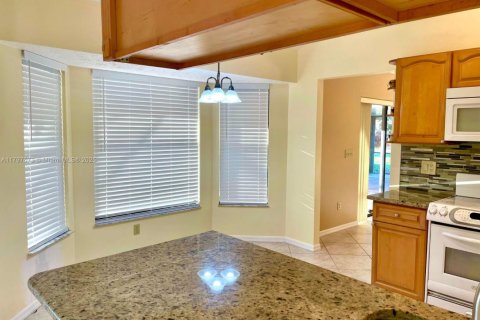 Casa en venta en Port St. Lucie, Florida, 3 dormitorios, 177.26 m2 № 1862430 - foto 9