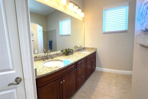 House in Apollo Beach, Florida 4 bedrooms, 315.4 sq.m. № 1734543 - photo 19