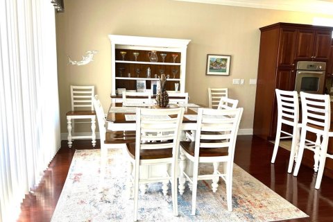 House in Apollo Beach, Florida 4 bedrooms, 315.4 sq.m. № 1734543 - photo 13