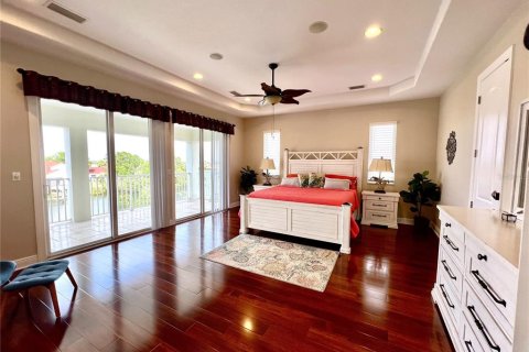 House in Apollo Beach, Florida 4 bedrooms, 315.4 sq.m. № 1734543 - photo 18