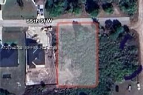 Land in Lehigh Acres, Florida № 2180097 - photo 2