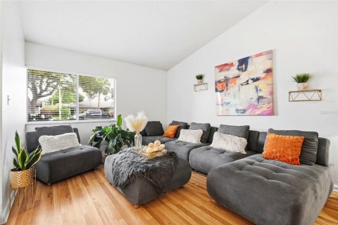 Casa en venta en Tampa, Florida, 4 dormitorios, 174.56 m2 № 2197862 - foto 7