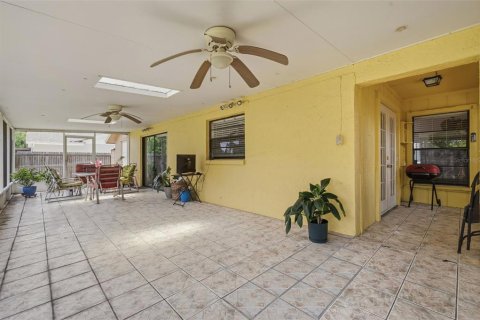 Casa en venta en Tampa, Florida, 4 dormitorios, 174.56 m2 № 2197862 - foto 4