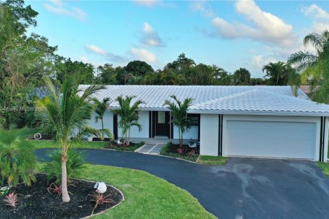 House in Fort Lauderdale, Florida 4 bedrooms, 139.54 sq.m. № 1870012 - photo 5