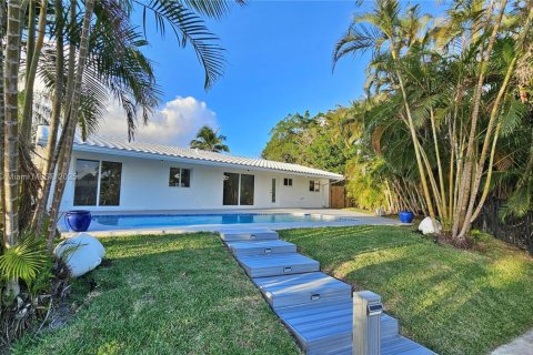 House in Fort Lauderdale, Florida 4 bedrooms, 139.54 sq.m. № 1870012 - photo 27