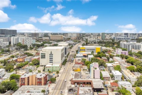 Commercial property in Miami, Florida № 2086320 - photo 23