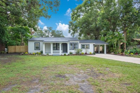 House in Sanford, Florida 4 bedrooms, 130.06 sq.m. № 1815017 - photo 3