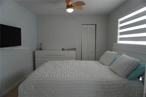 Снять в аренду виллу или дом в Исламорада, Вилладж оф Айлендс, Флорида 4 спальни, 136.57м2, № 1957707 - фото 23