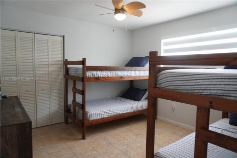 Снять в аренду виллу или дом в Исламорада, Вилладж оф Айлендс, Флорида 4 спальни, 136.57м2, № 1957707 - фото 25