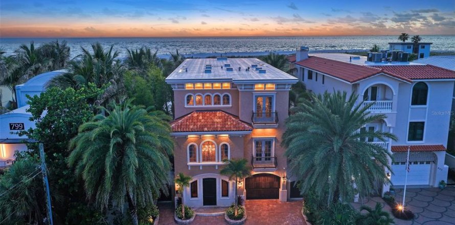 Villa ou maison à Anna Maria, Floride 4 chambres, 439.24 m2 № 2132849