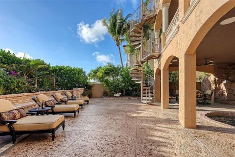 Villa ou maison à vendre à Anna Maria, Floride: 4 chambres, 439.24 m2 № 2132849 - photo 10