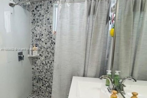 Villa ou maison à vendre à Miami, Floride: 3 chambres, 119.94 m2 № 1878398 - photo 9