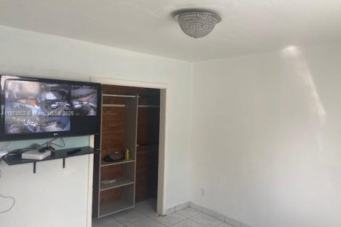 Villa ou maison à vendre à Miami, Floride: 3 chambres, 119.94 m2 № 1878398 - photo 7