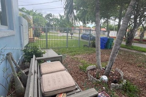 Villa ou maison à vendre à Miami, Floride: 3 chambres, 119.94 m2 № 1878398 - photo 20