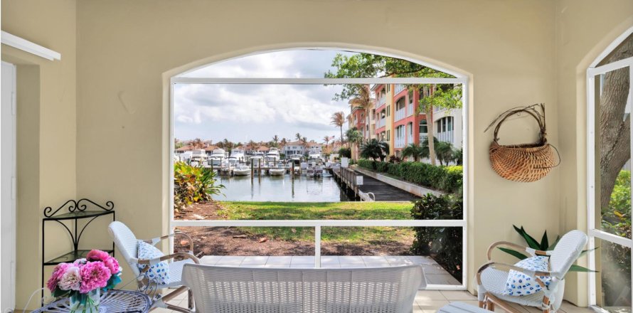 Condo à Vero Beach, Floride, 3 chambres № 2245565