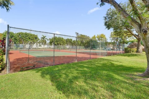 Купить кондоминиум в Майами, Флорида 2 спальни, 115.38м2, № 1995453 - фото 19