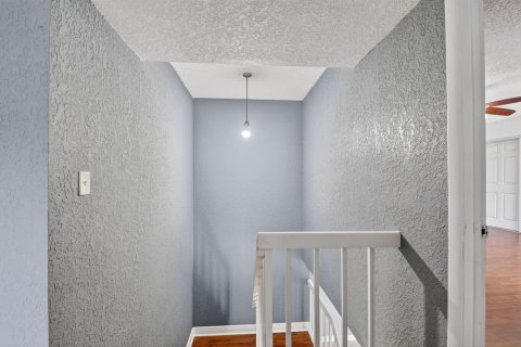 Купить таунхаус в Палм Спрингс, Флорида 3 комнаты, 159.98м2, № 2083248 - фото 4