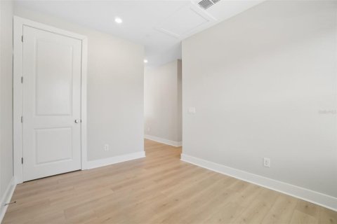 Купить таунхаус в Орландо, Флорида 3 комнаты, 164.62м2, № 1560123 - фото 20