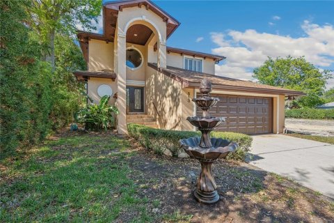 Casa en venta en Tampa, Florida, 4 dormitorios, 295.06 m2 № 1536843 - foto 3