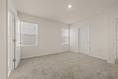 House in Kissimmee, Florida 4 bedrooms, 150.32 sq.m. № 2150706 - photo 21